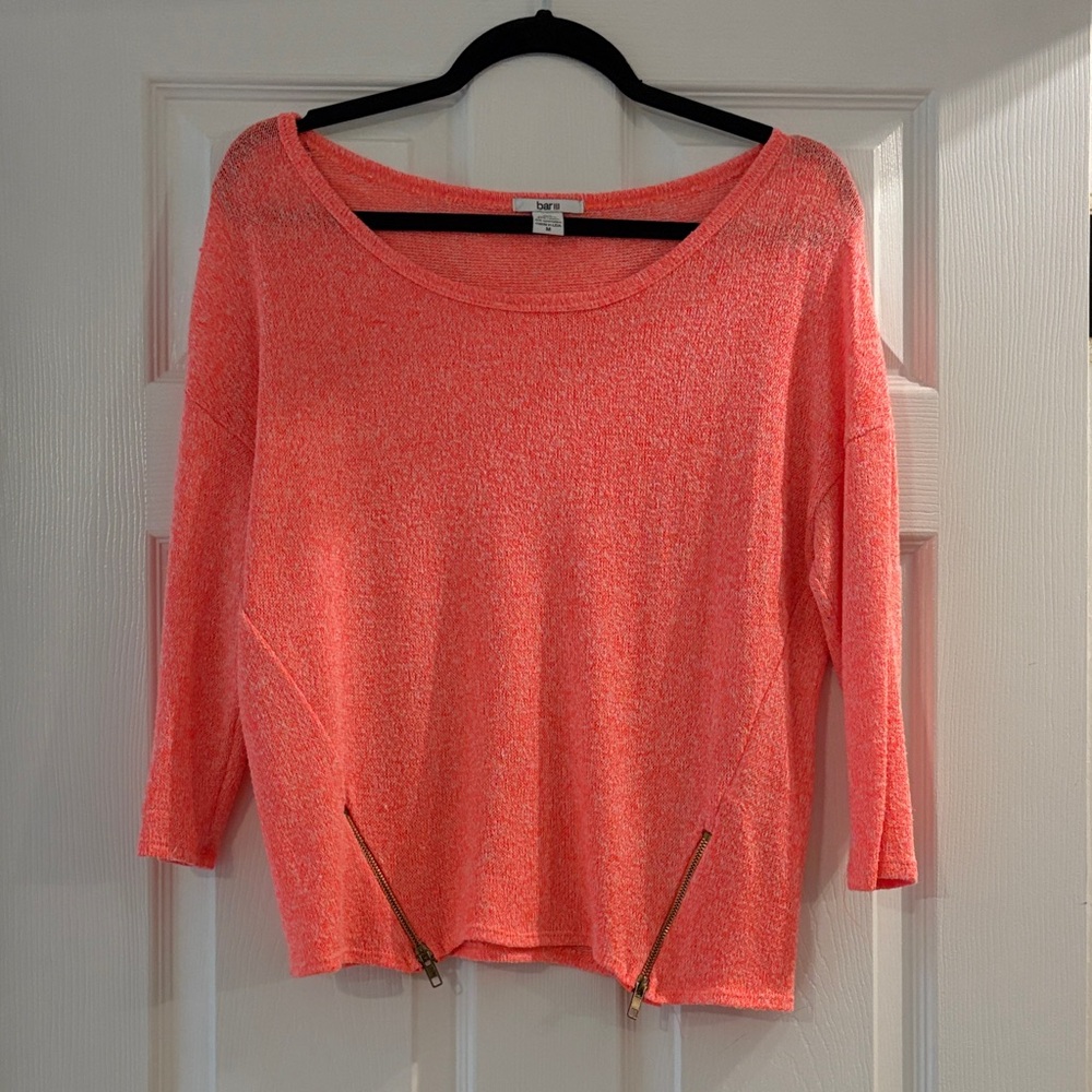BAR III CORAL KNOT SWEATER W/ ZIPPER ACCENTS